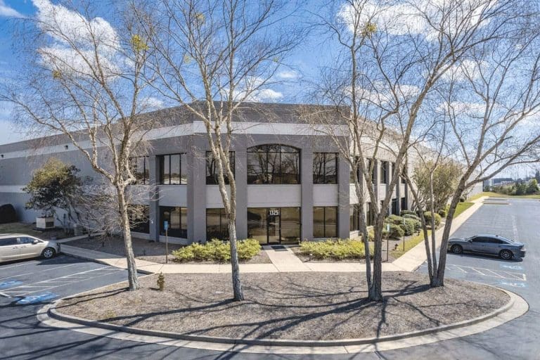 henry-county-development-authority-choose-henry-properties-1325-highway-155-s-mcdonough-ga-building-front
